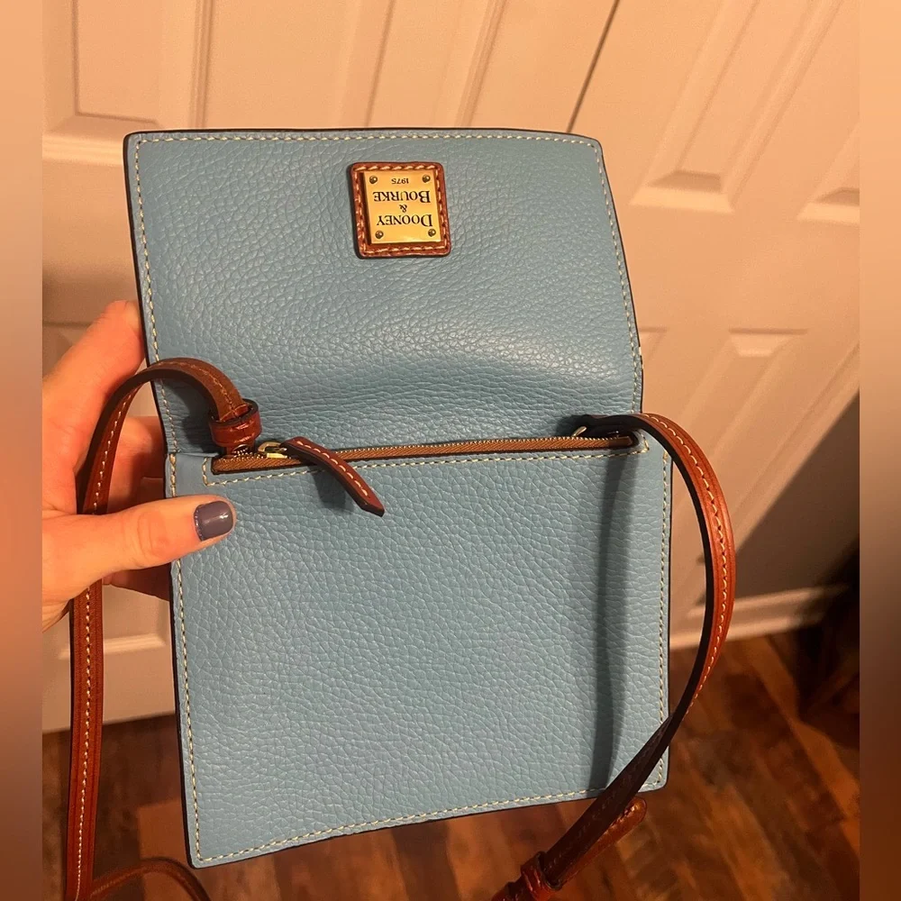 BRAND NEW Dooney and Bourke Gingy Flap Crossbody Purse Aqua Blue - Picture 12 of 15
